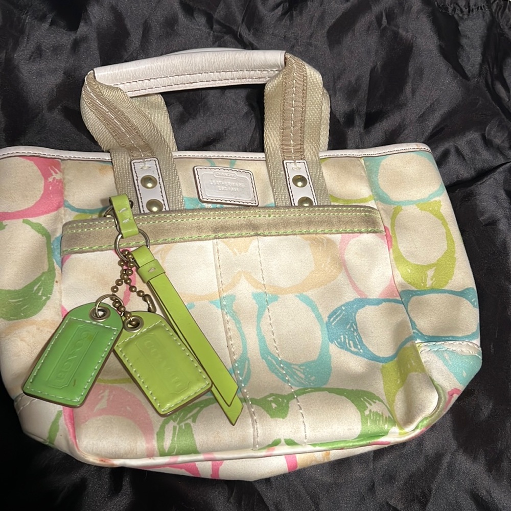 Coach Signature Hamptons Scribble Satchel Small Handbag Purse